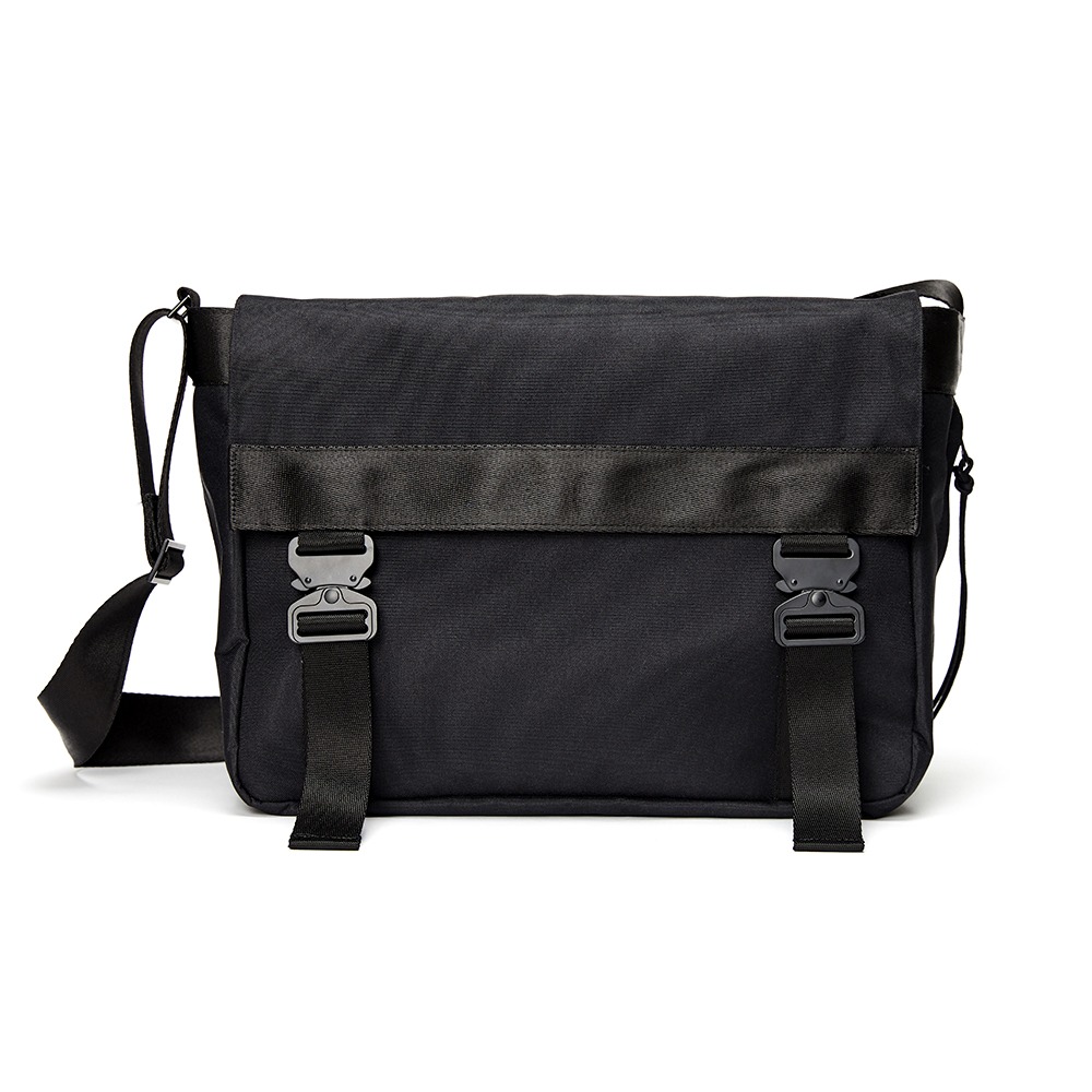 TWO BUCKLE MESSENGER BAG(19th re-order)메종미네드 MAISON MINED 메종미네드